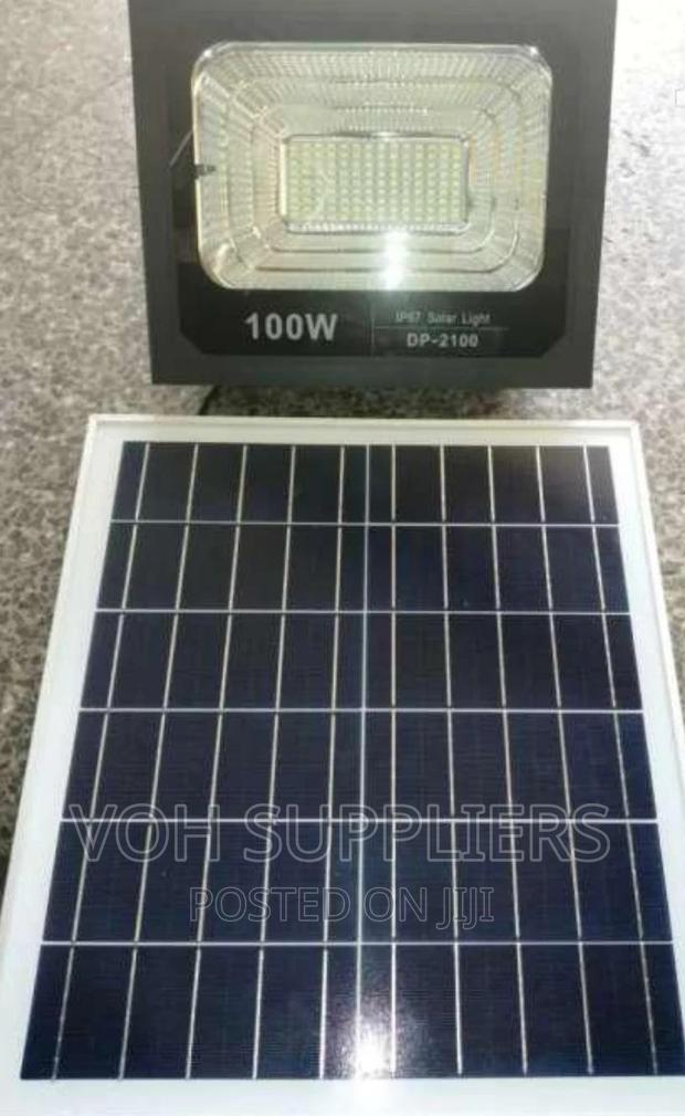 Solar Floodlight 100w - main view