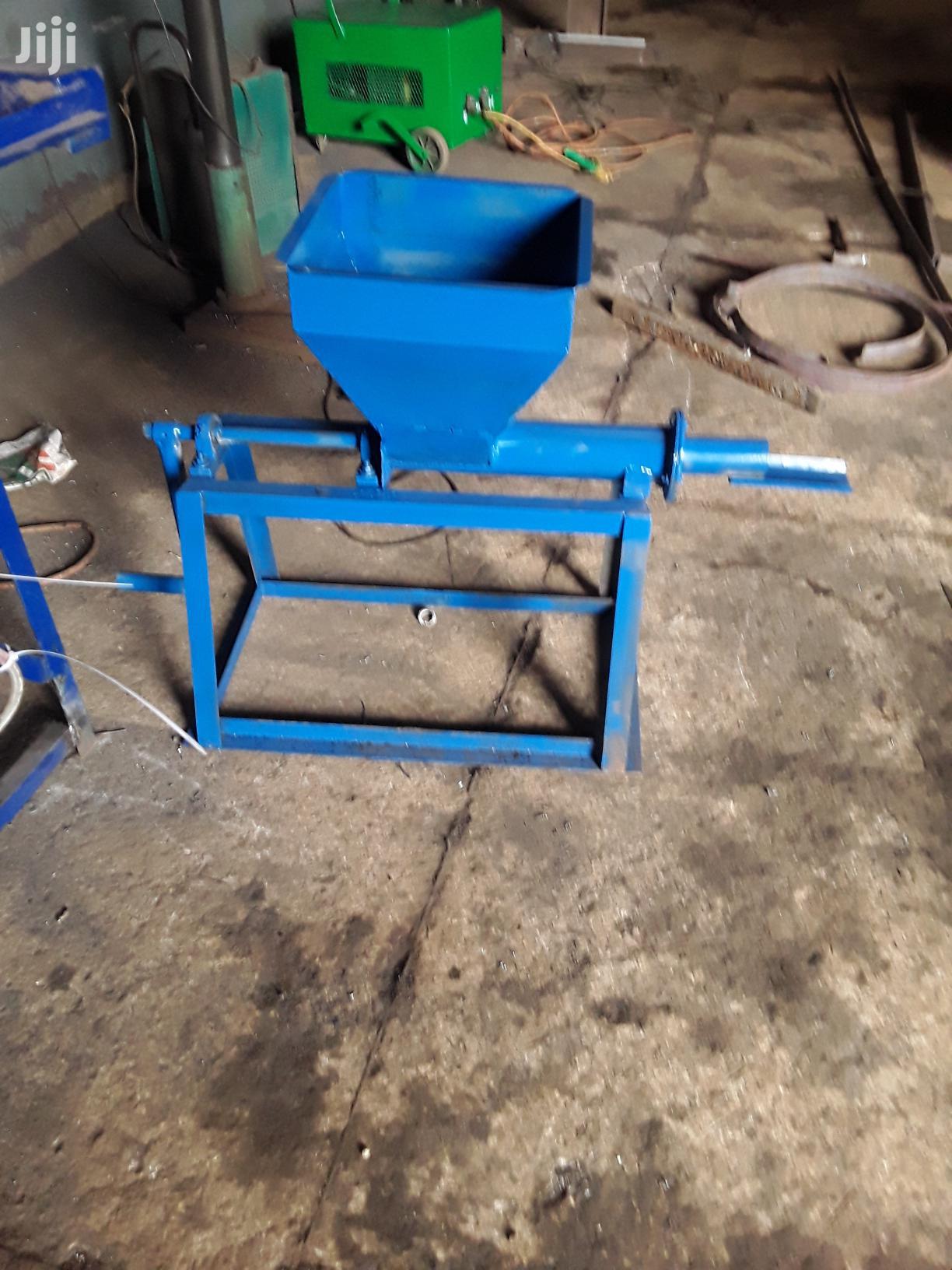 Modtec Manual Briquette Machine