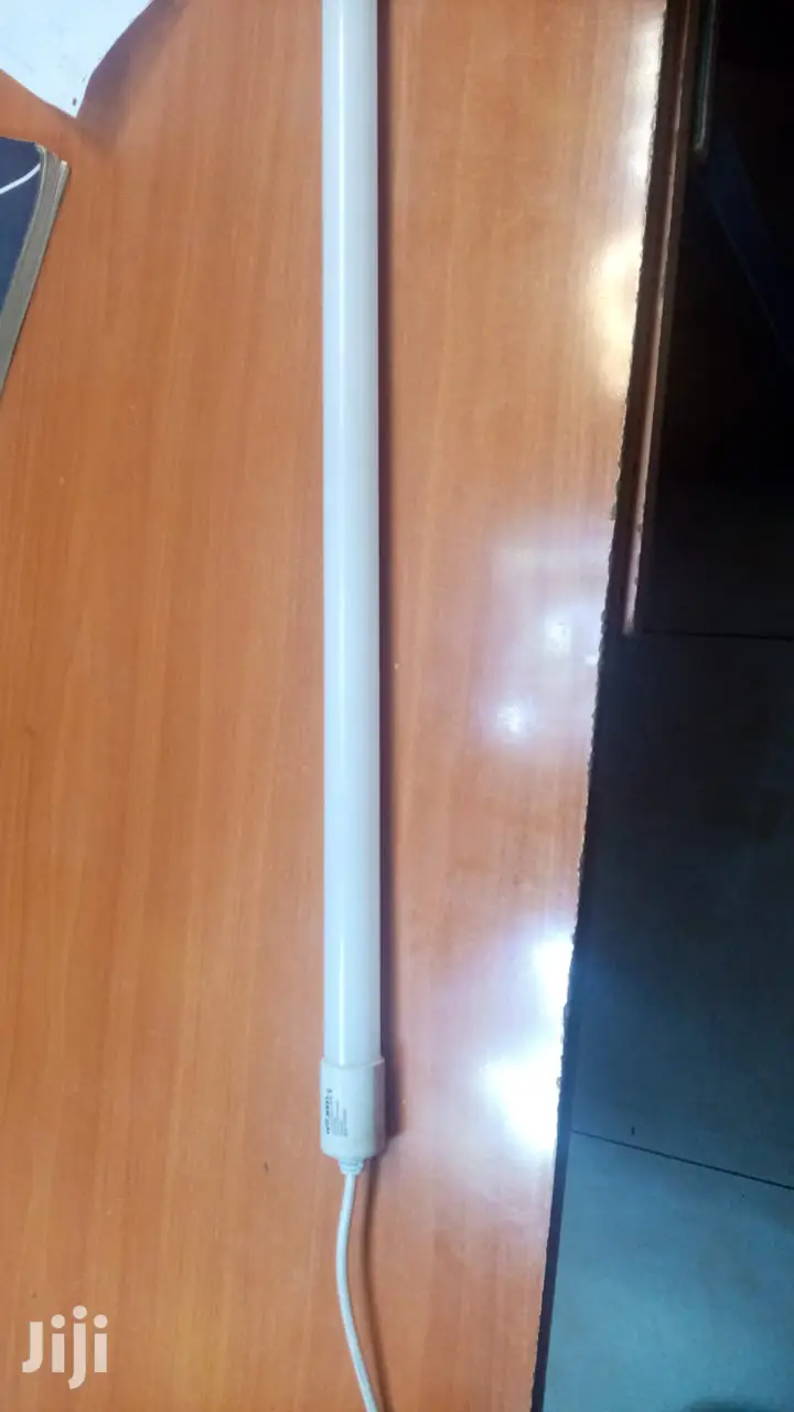 2ft LED Fitting Complete