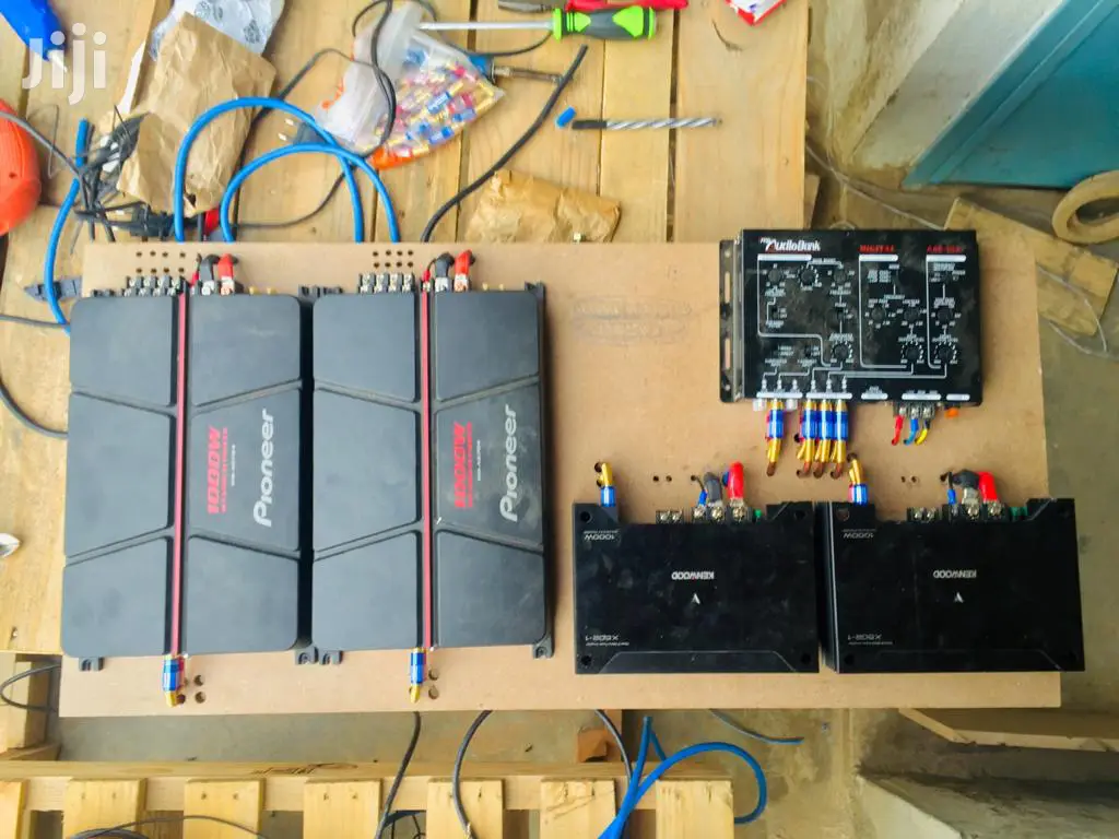 Car Audio Installation With Fiberglass Integration