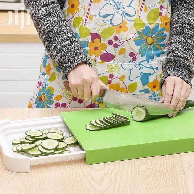 Classy Sliding Chopping Board - thumbnail 3