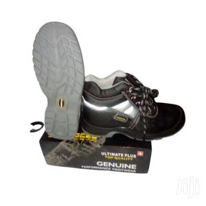 Ultimate Plus Work Shoes - thumbnail 2