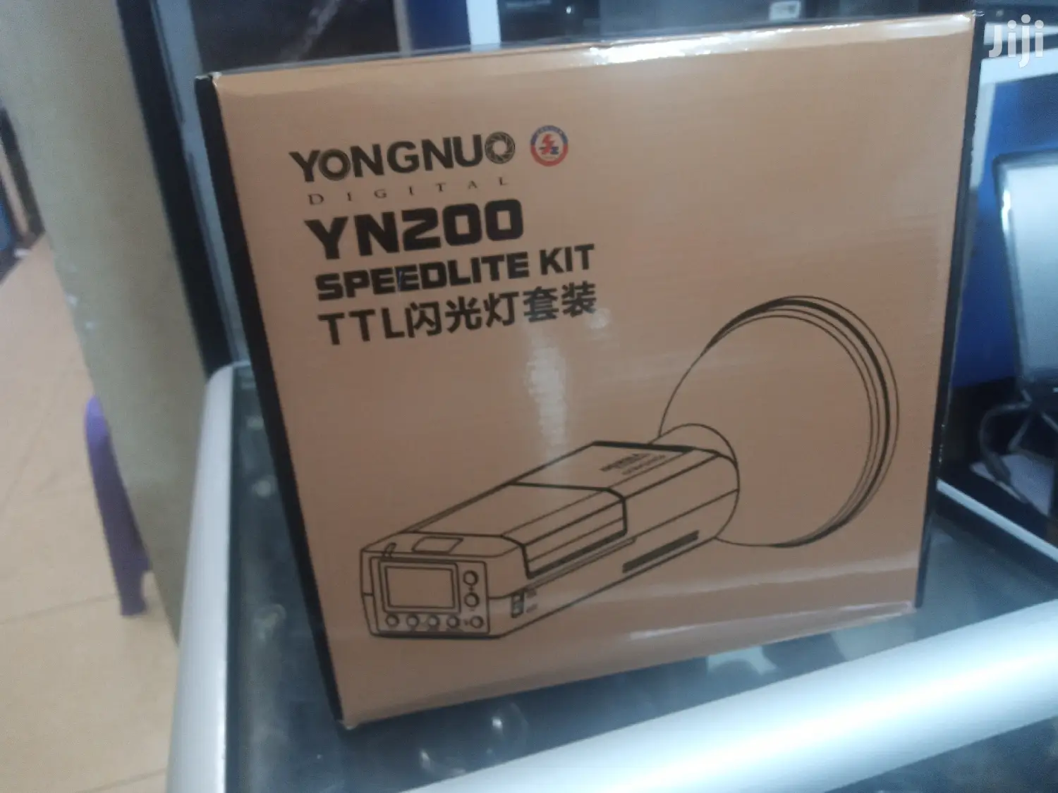 Superior Yongnuo Yn200 Strobe Light