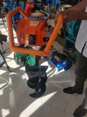 Earth Auger Machine With 7 Bits