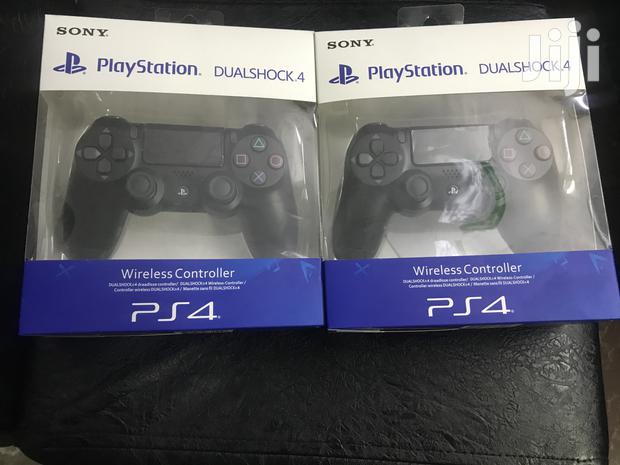 Play Station 4 Original Pads/Controllers - thumbnail 2
