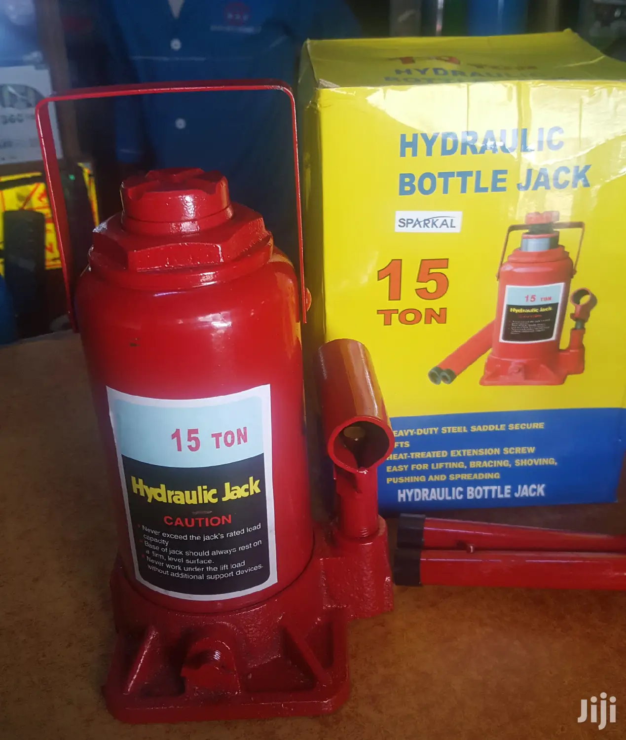 15ton Car Bottle Hydraulic Jack, Free Delivery Within CBD