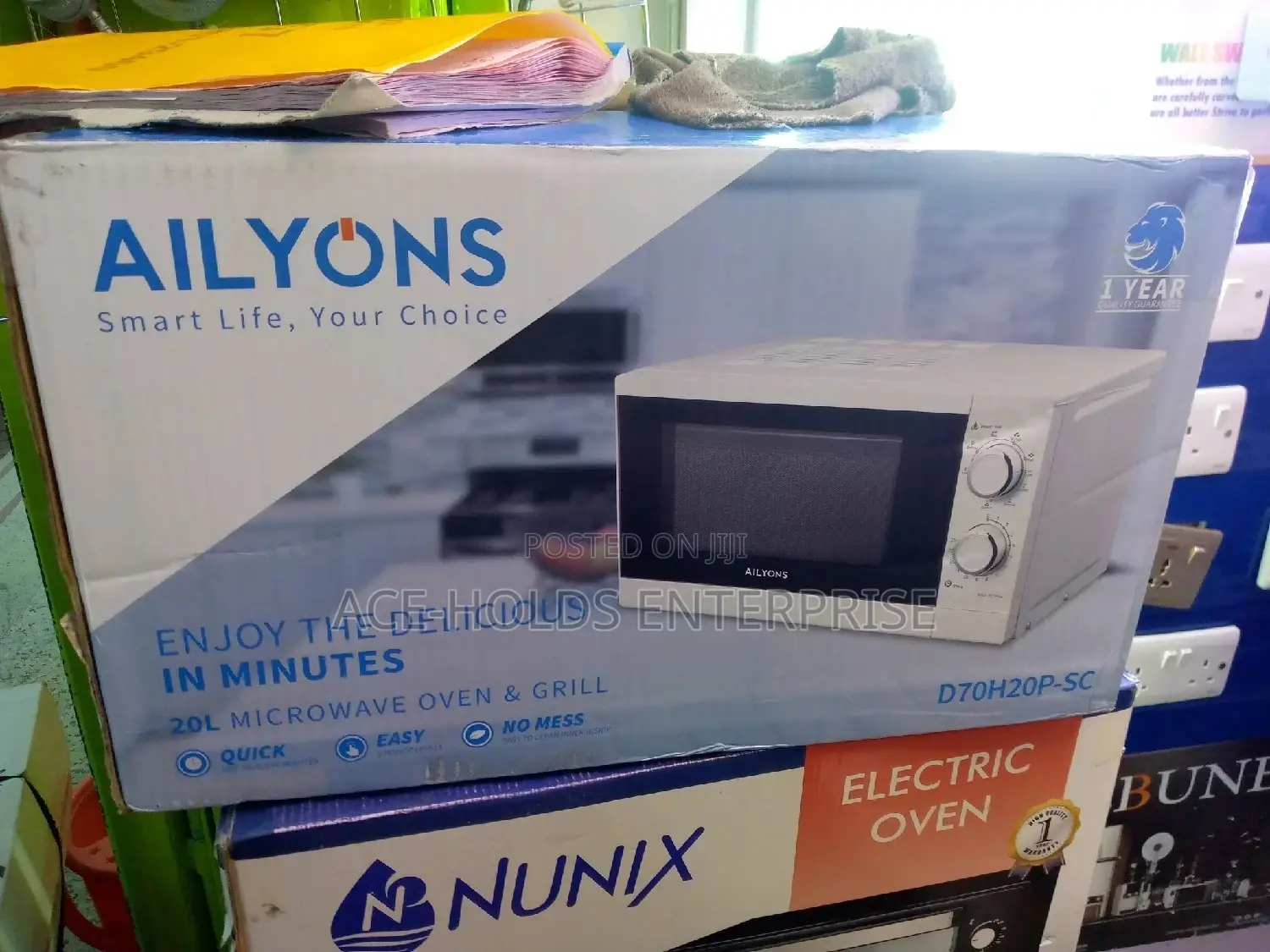 20L Ailyons Electric Microwave Oven.