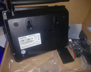 Huawei Ets3125i Desktop Phone With Inbuilt Radio