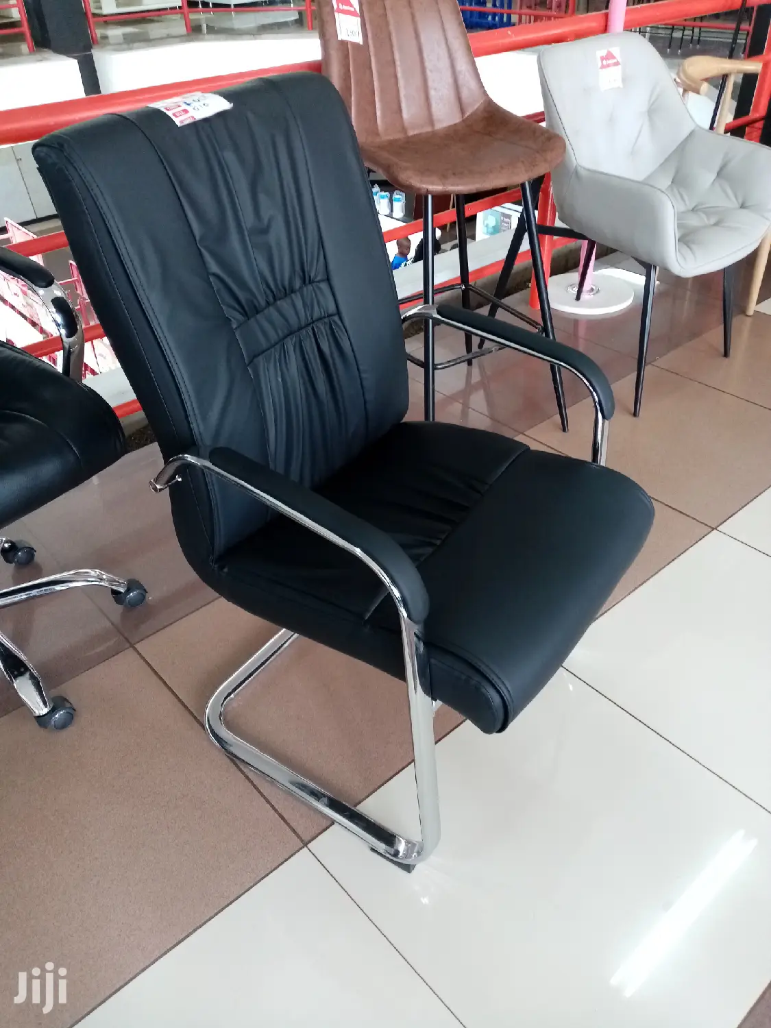 Elegant Waiting Seat