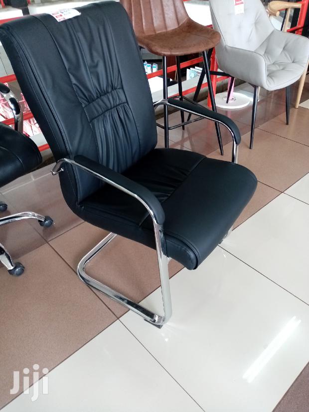 Elegant Waiting Seat
