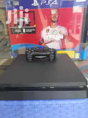 Slim SONY Ps4