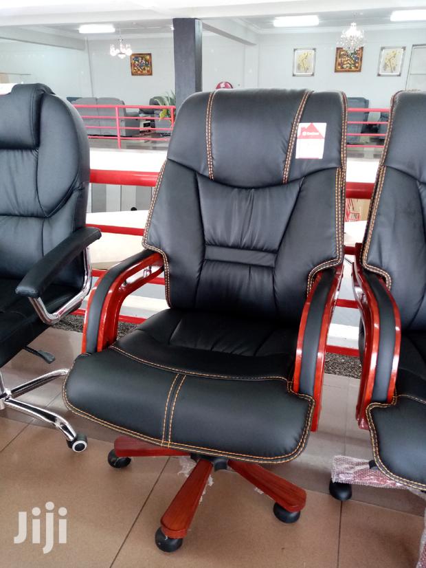 Executive Office Seat