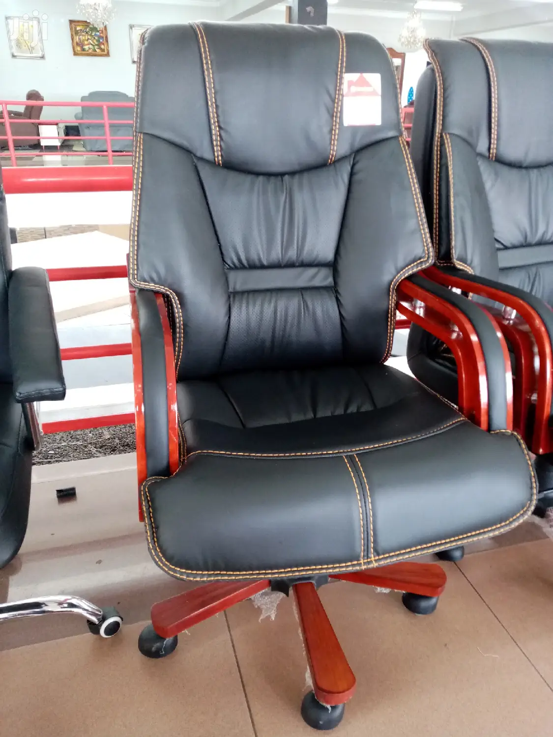 Executive Office Seat