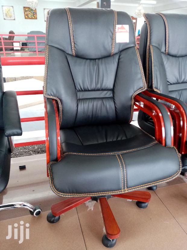Executive Office Seat