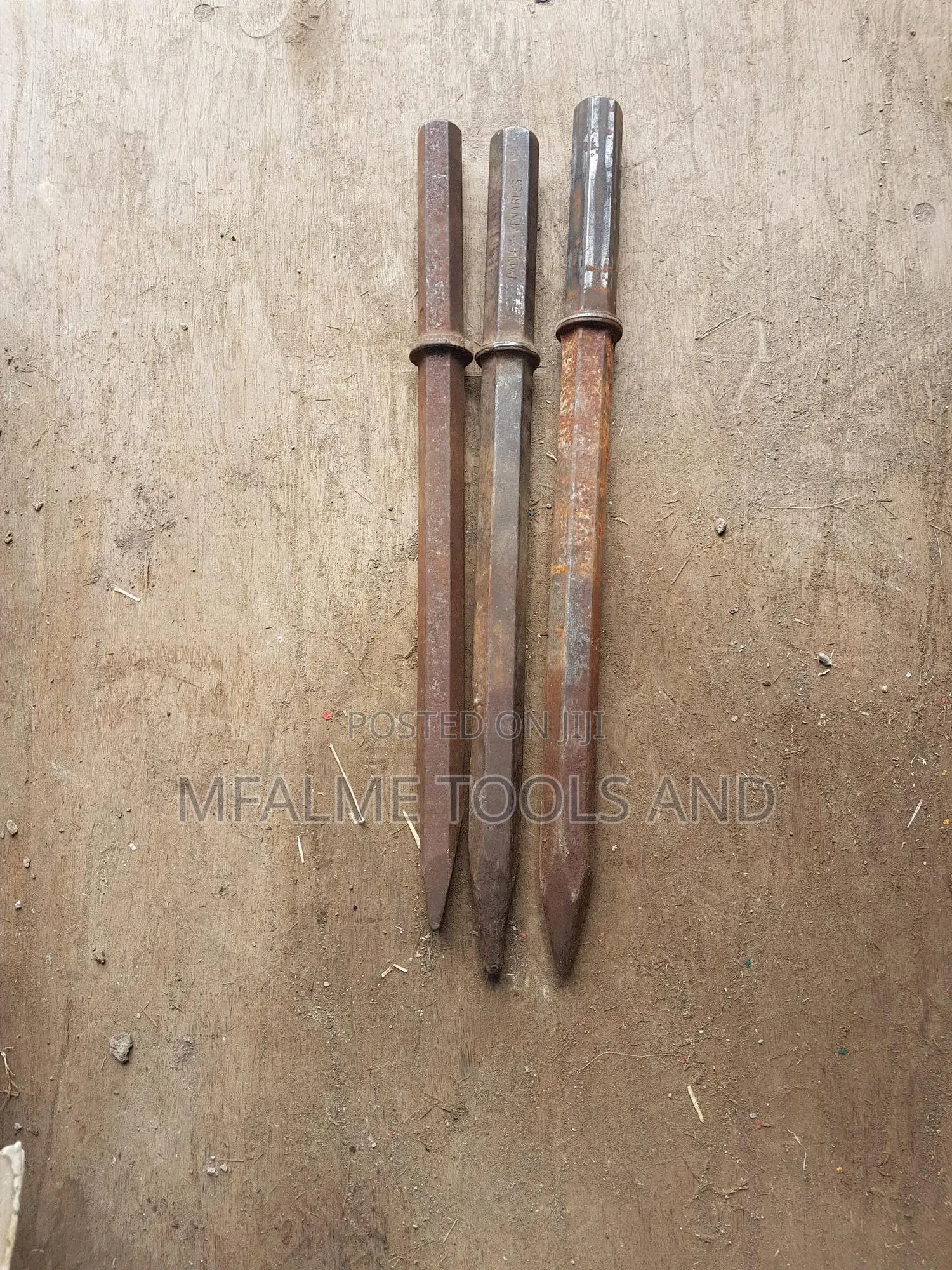 Breaker Chisel - Heavy Duty Hex Steel Pointed 28mm - Ex-Uk.