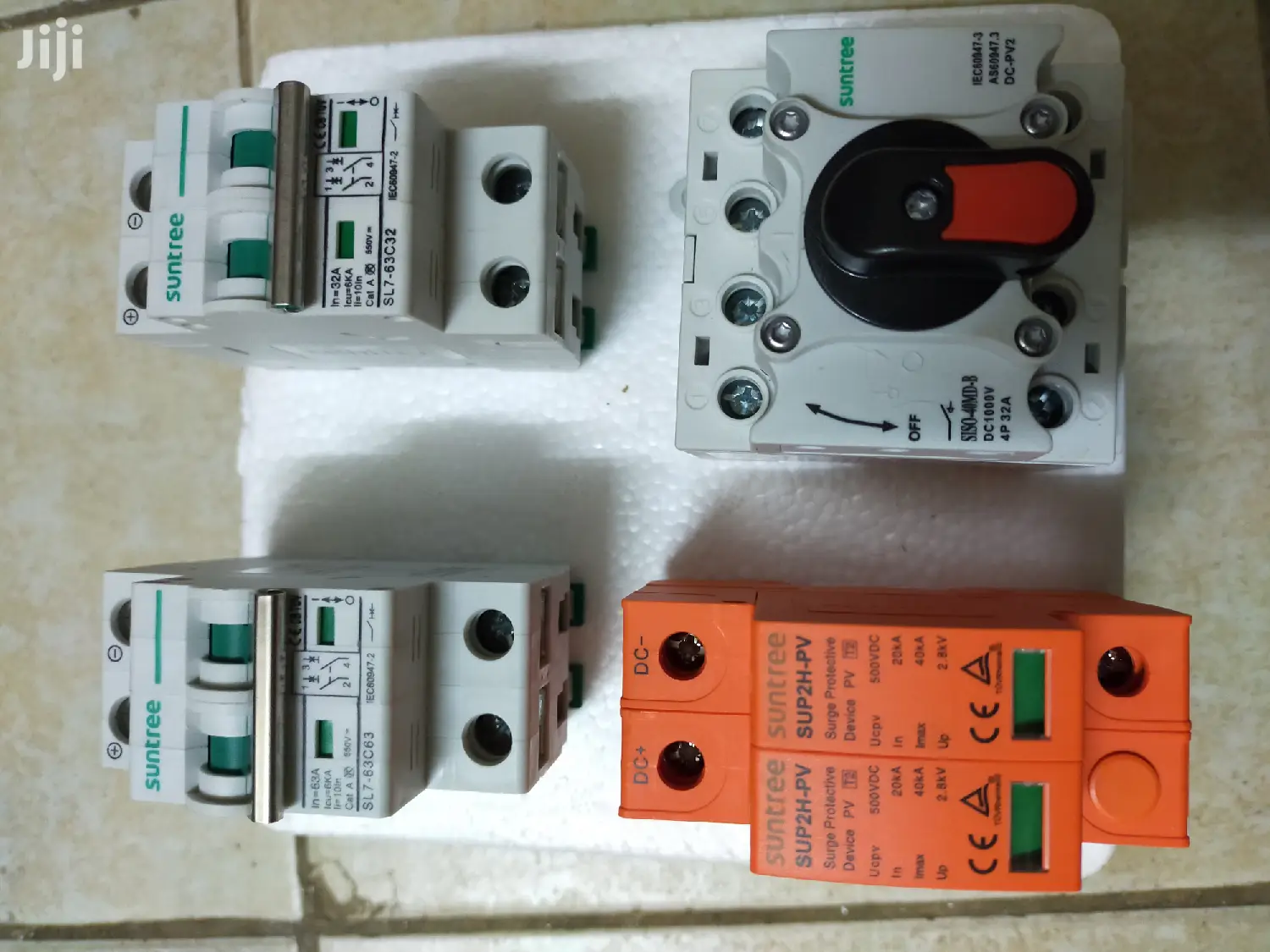 PV Disconnect 32A 4p 1000 Vdc 4pc Suntree For Din Rails