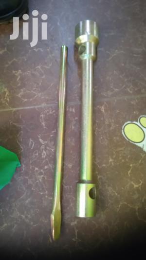 Lorry Wheel Spanner Size 21/41 - thumbnail 2