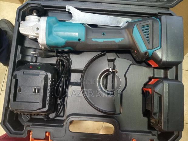 Cordless Makita Grinders - thumbnail 4