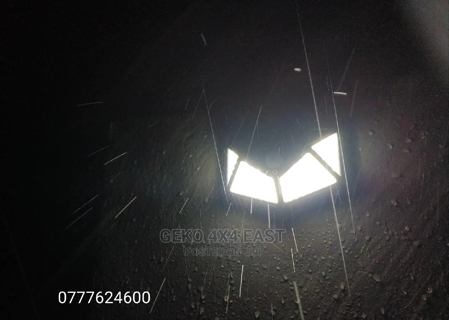 100 Watt LED Solar Security Light With Human Body Sensor
