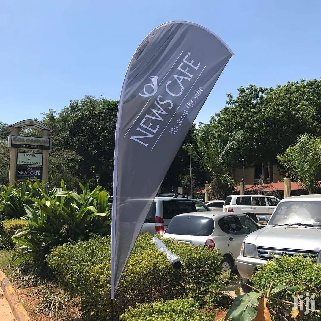 Tear Drop Banner Printing