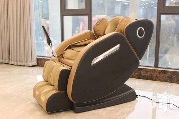 Luxury Massage Chair - thumbnail 3