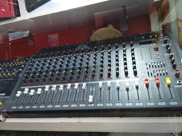 Omax Powered Mixer 12 Channel - main view