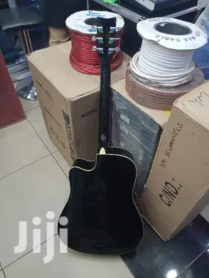 Yamaha Acoustic Guitar
