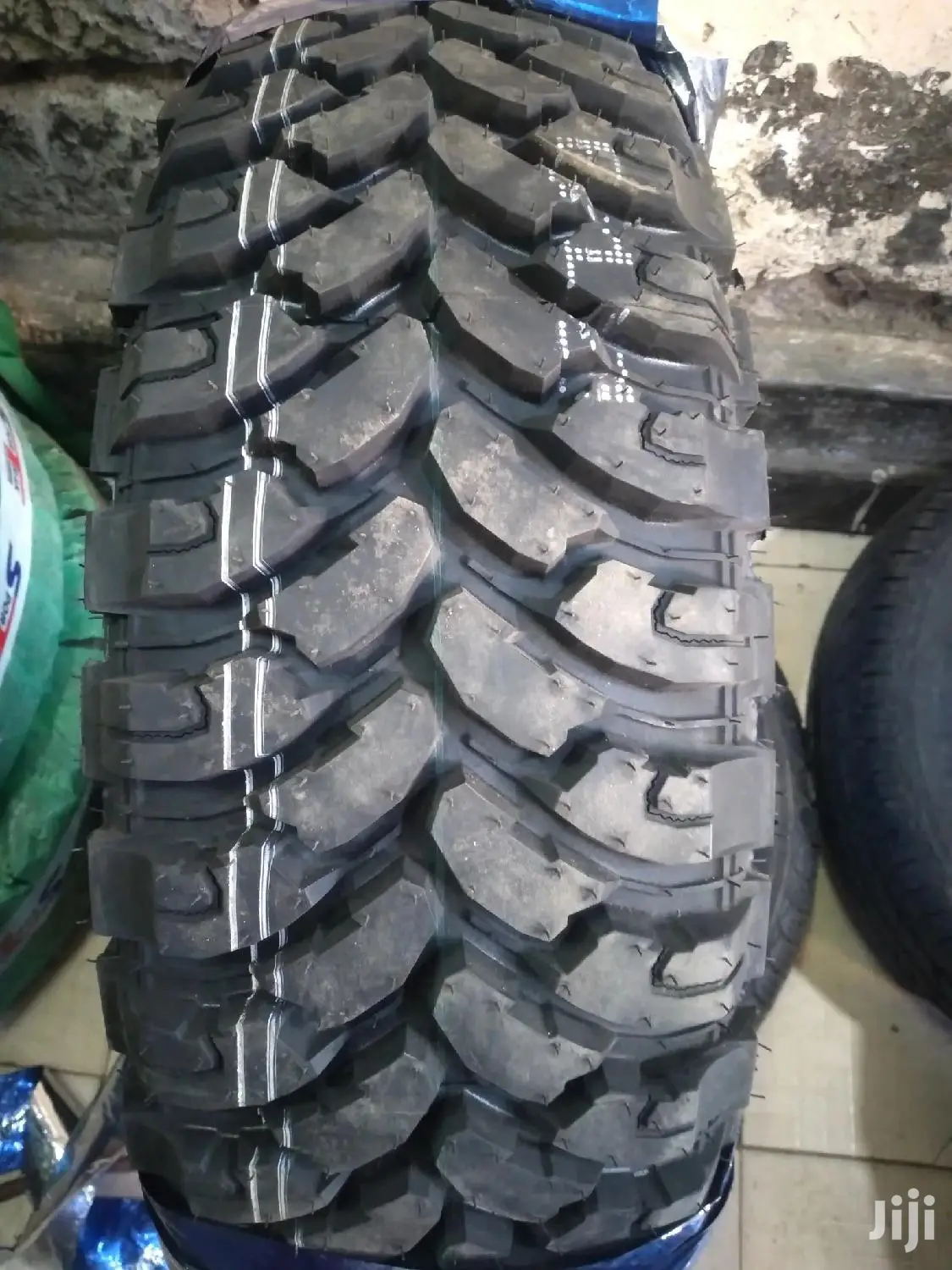 Comforser Mud Terrain Tires 10 Ply Sizes 235/75r15.