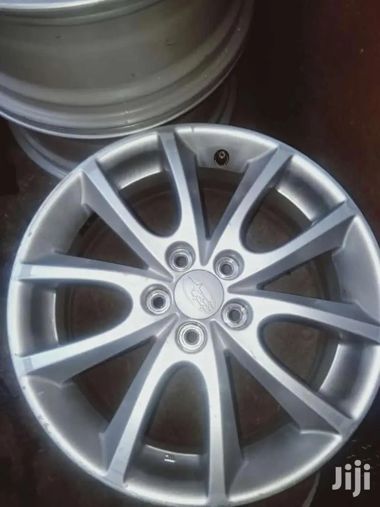 Original Rims Set Size 15 Inch for Subaru.