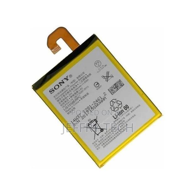 Sony Xperia Z3 Battery - Silver and Yellow - main view