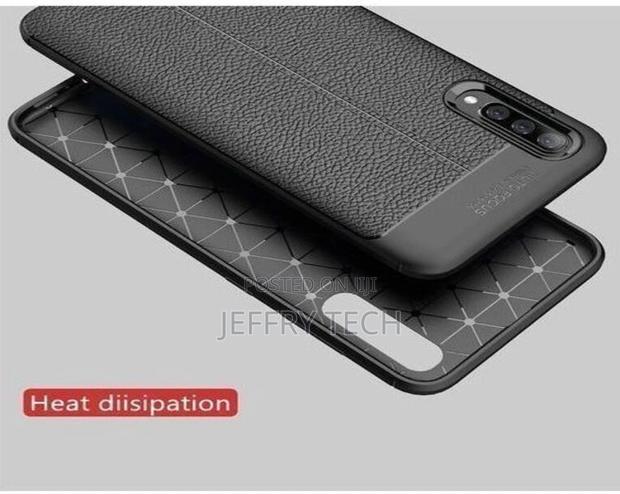 Autofocus Tecno Camon12 Pro Back Cover - thumbnail 2