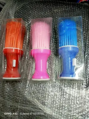Powder Brushes
