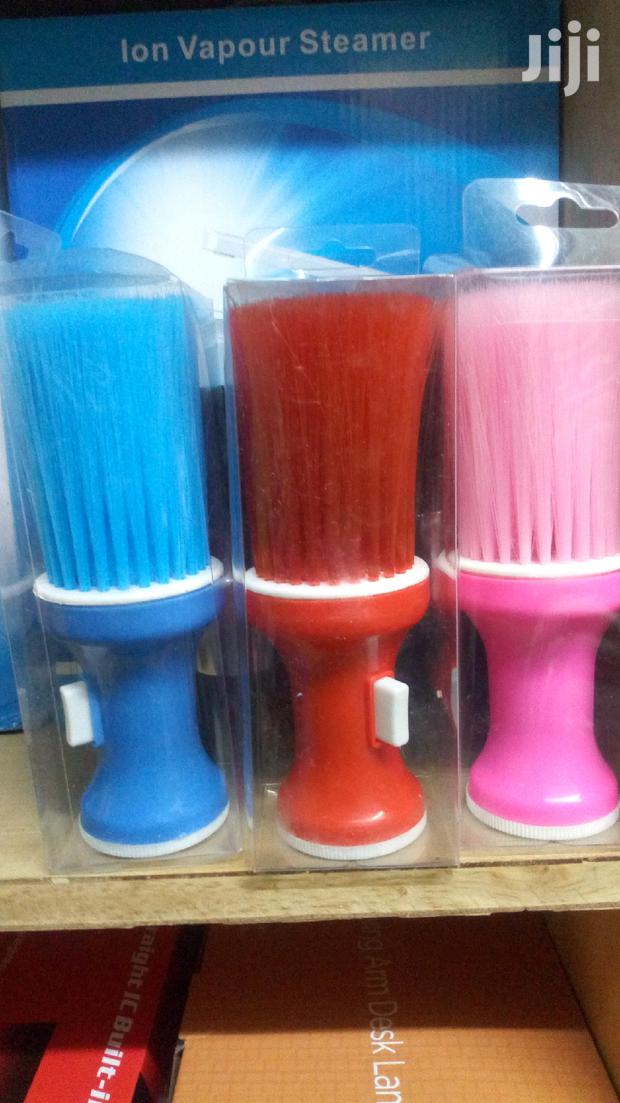 Powder Brush - main view