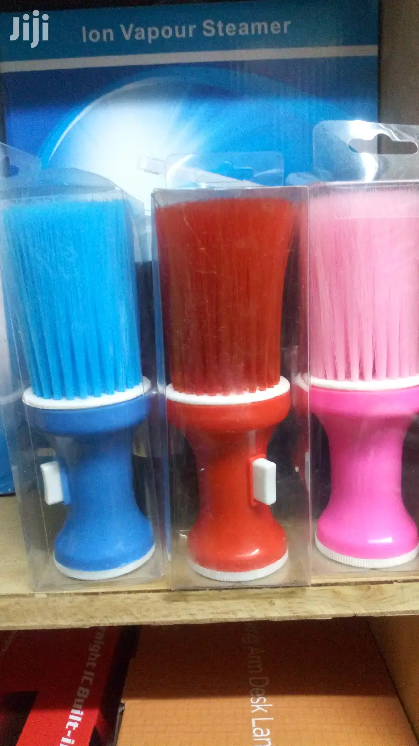 Powder Brush