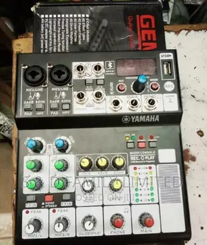 Yamaha 4 Channels Broadcast Mixer