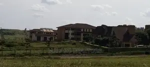 1/4 Acre Plot in Migaa
