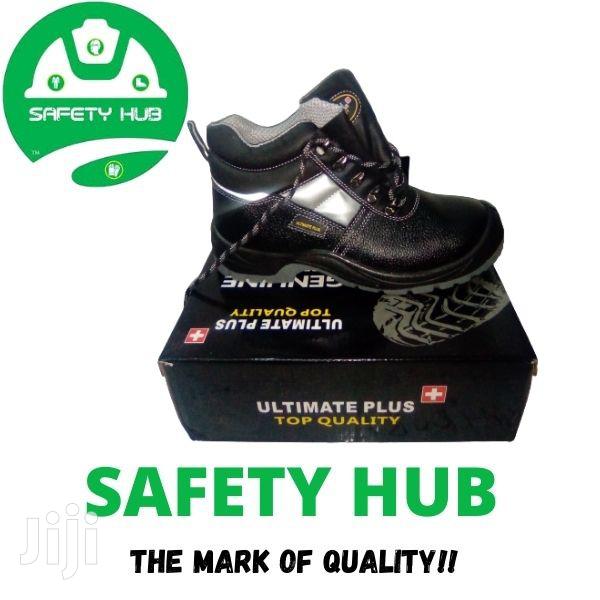 Ultimate Plus Safety Shoes - main view