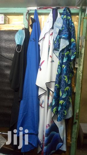 Barber Drappers/Gowns - thumbnail 2