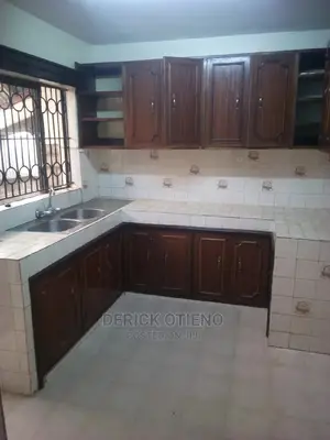 5 Bedroom to Let in Kileleswa