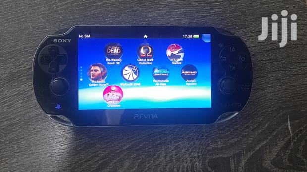 SONY Playstation Vita - main view
