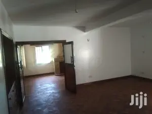 6bedroomed Mansion, 2bedrom Guest Dsq TO LET