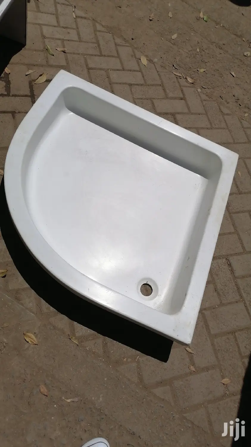 Semi Circled Showers Trays