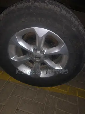 Navara Sport Rims Size 17