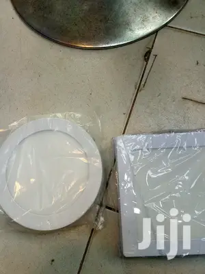 12 Watts Surface Panel
