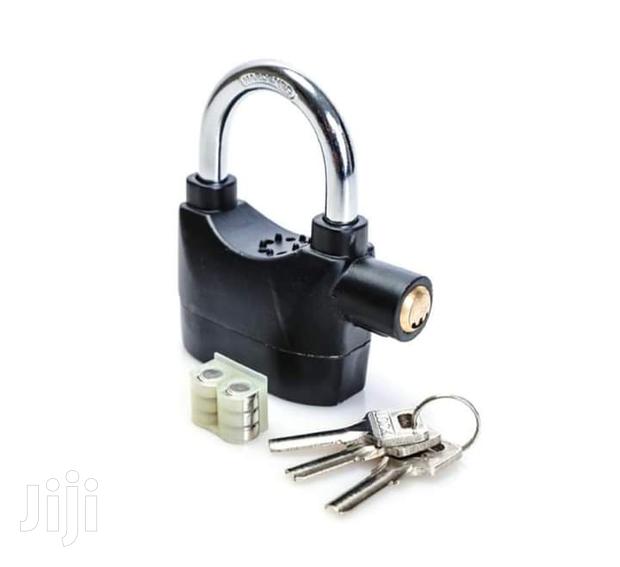 High Secure Kinbar Alarm Paddlock,Free Delivery CBD - thumbnail 2
