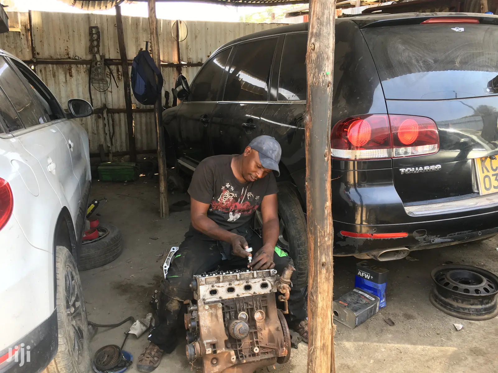 Volkswagen and Audi Mechanic