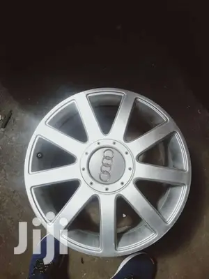 Audi: A3, A4, Q5, Q7 Original Rims