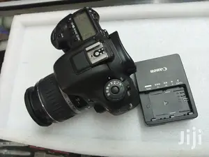 Canon 7D Mark Ii With Free 64GB