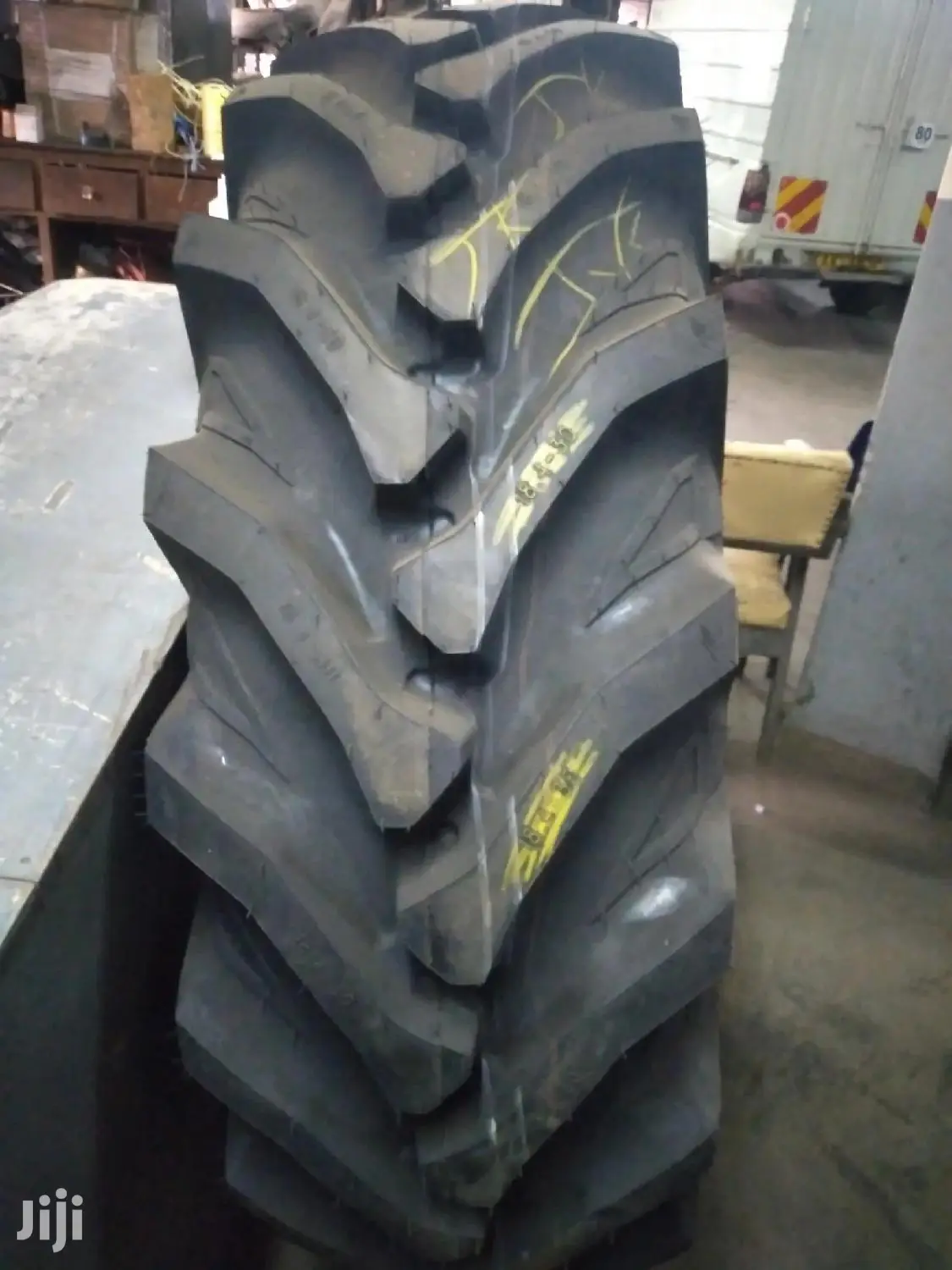 Alliance Tires for Tractor Made in India Sizes 18.4-30 14ply