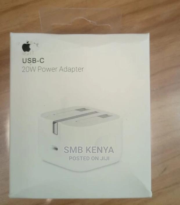 Apple 20W USB C Adapter - thumbnail 3